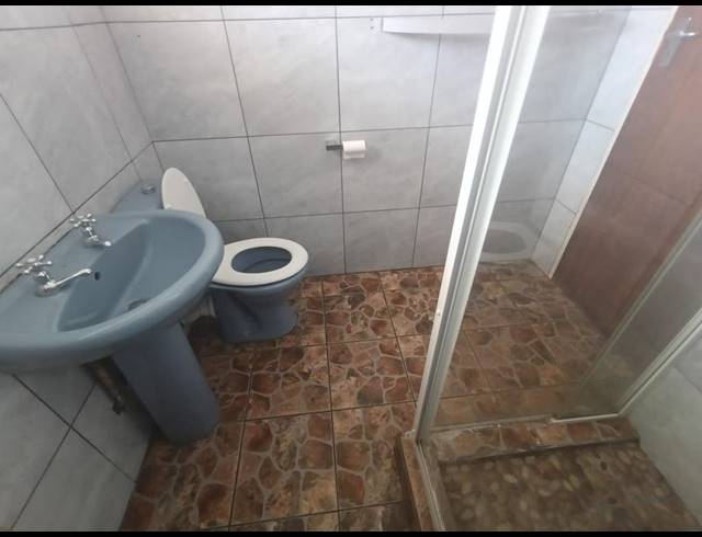 1 BEDROOM PROPERTY TO RENT IN STRUBENVALE